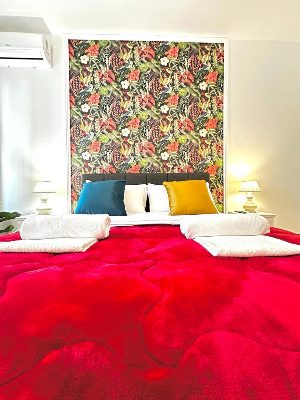 Forty1 Apartment Near Metro Cipro Рим Экстерьер фото